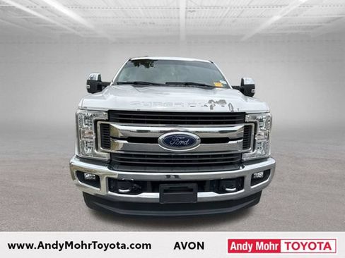 Used 2018 Ford F250 XLT w/ XLT Premium Package AWD/4WD image 2