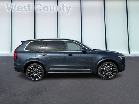 New 2026 Volvo XC90 B6 Plus w/ Protection Package image 2