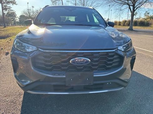 Used 2025 Ford Escape ST-Line image 8