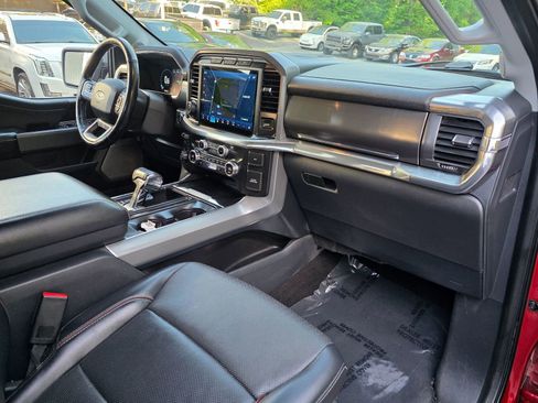 Used 2021 Ford F150 Lariat w/ Equipment Group 502A High image 34