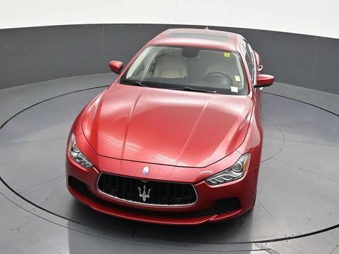 Used 2017 Maserati Ghibli w/ Luxury Package RWD image 21