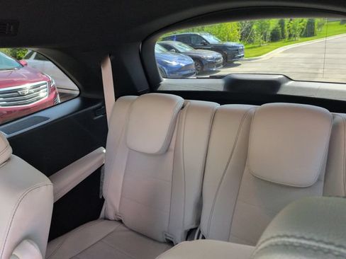 Used 2024 Mercedes-Benz GLS 450 4MATIC image 39
