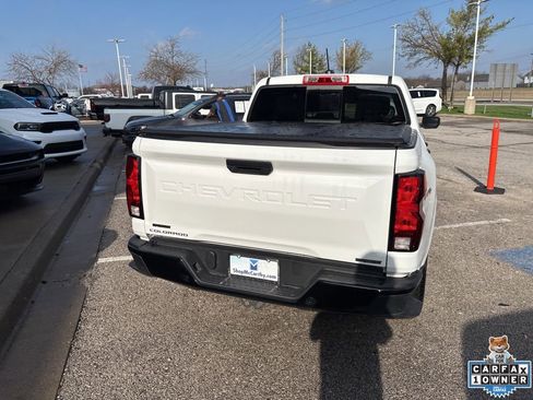 Used 2025 Chevrolet Colorado W/T image 25