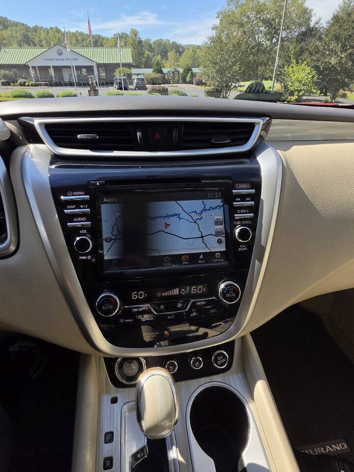 Used 2015 Nissan Murano Platinum w/ Platinum Technology Package FWD image 16