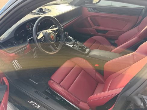 Used 2023 Porsche 911 GT3 RWD image 3