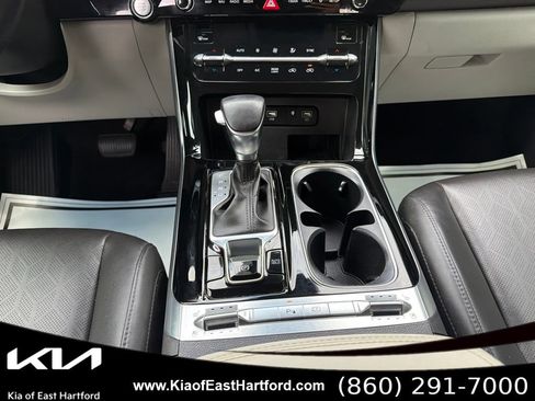 Used 2022 Kia Carnival SX FWD image 25