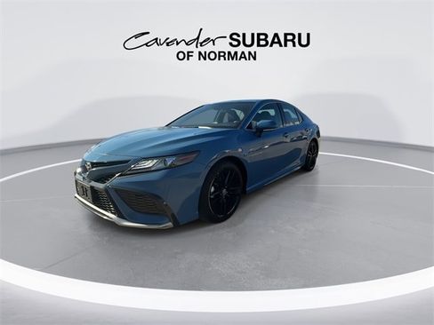 Used 2023 Toyota Camry XSE image 4