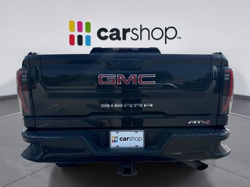 Used 2024 GMC Sierra 3500 AT4 w/ AT4 Preferred Package AWD/4WD image 4