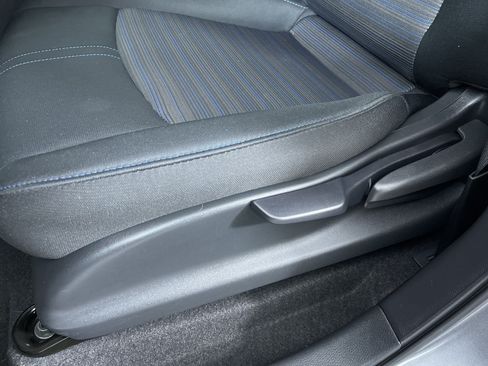 Certified 2025 Nissan Leaf S FWD image 13