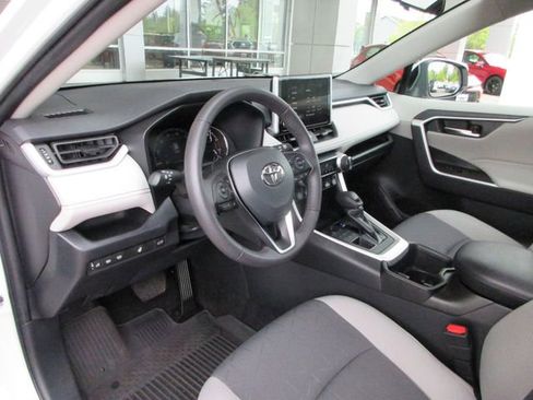 Certified 2023 Toyota RAV4 XLE w/ Convenience Package AWD/4WD image 15