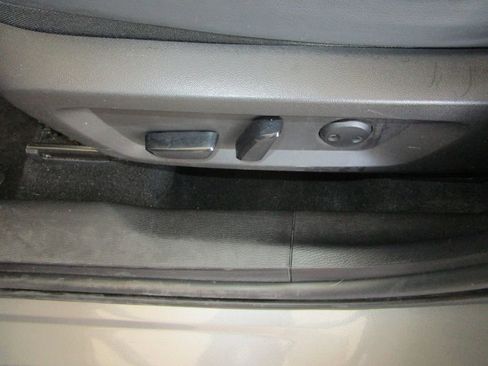 Used 2024 Mitsubishi Outlander SE image 23