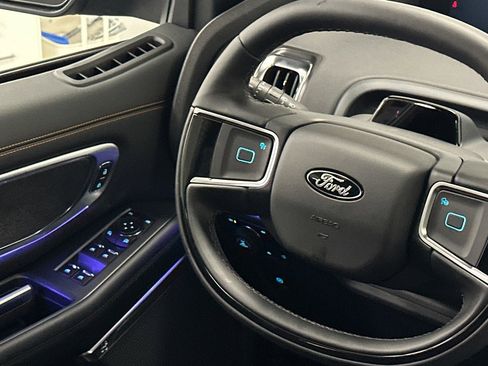 New 2025 Ford Expedition Tremor image 19