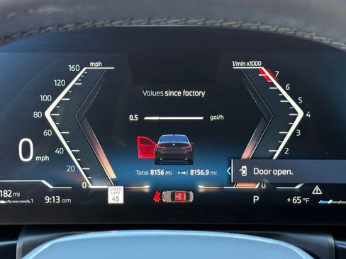 Used 2025 BMW 330i Sedan w/ Convenience Package image 28