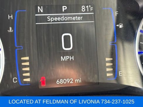 Used 2018 Chrysler Pacifica Touring-L w/ Premium Audio Group FWD image 8