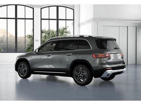 New 2026 Mercedes-Benz GLB 250 4MATIC image 30