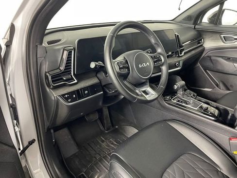 Used 2025 Kia Sportage X-Line w/ Premium Package AWD/4WD image 3
