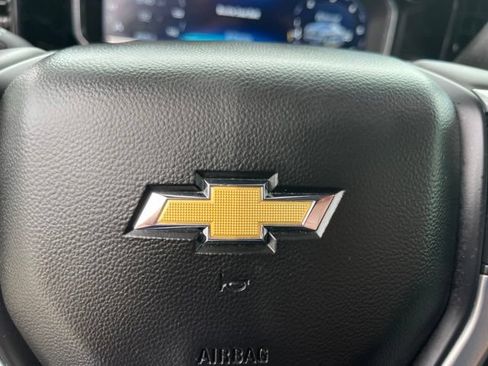 Used 2023 Chevrolet Silverado 1500 LT AWD/4WD image 28