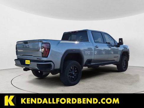 Used 2024 GMC Sierra 3500 AT4 w/ AT4 Premium Plus Package image 5