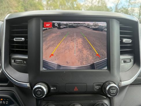 Used 2024 RAM 2500 Big Horn image 32