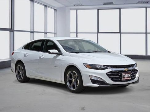 Used 2024 Chevrolet Malibu LT FWD image 3