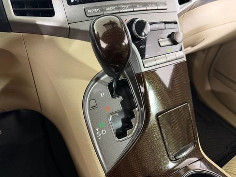 Used 2012 Toyota Venza LE w/ LE Convenience Pkg AWD/4WD image 14