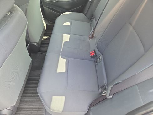 Used 2022 Toyota Corolla LE FWD image 18