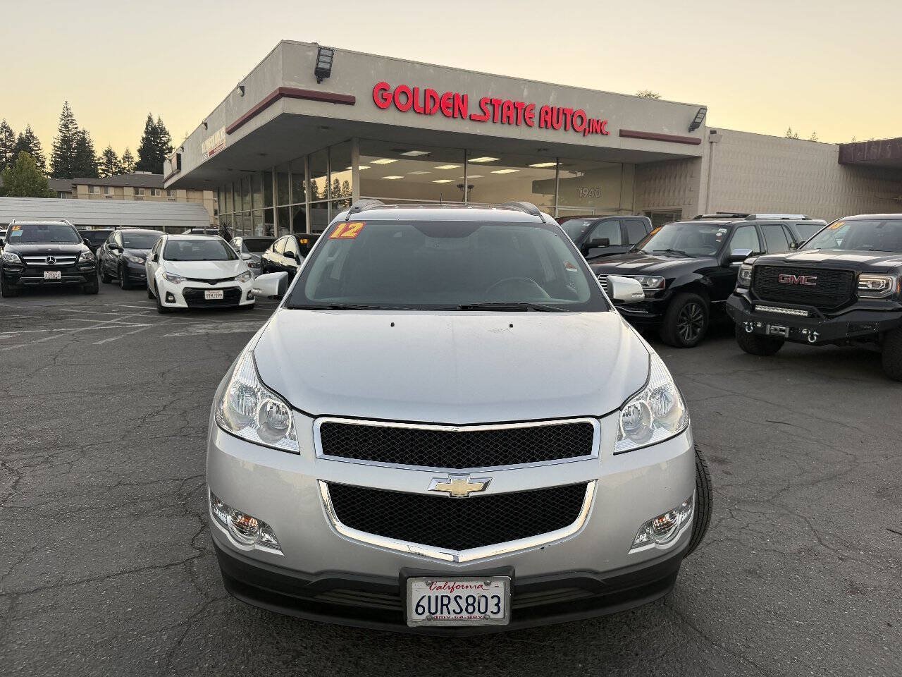 Used 2012 Chevrolet Traverse LT w/ All-Star Edition FWD image 3