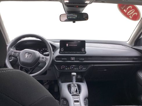 Used 2023 Honda HR-V LX image 11