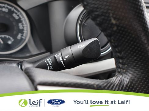 Used 2016 Toyota Tacoma SR5 w/ SR5 Appearance Package (SN) image 21