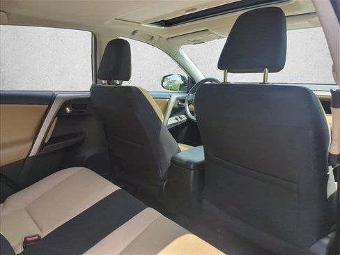 Used 2016 Toyota RAV4 XLE FWD image 30