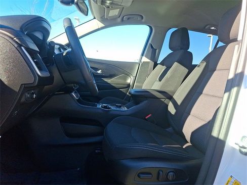 Used 2023 GMC Terrain SLE w/ Driver Convenience Package image 13