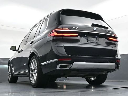 Used 2024 BMW X7 xDrive40i image 37