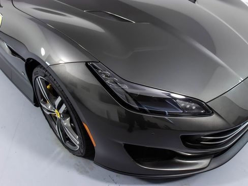 Certified 2019 Ferrari Portofino image 12