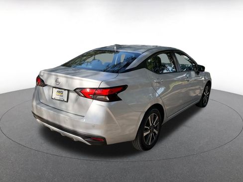 Used 2025 Nissan Versa SV image 7