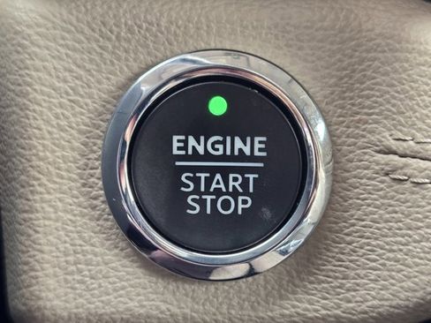 Certified 2024 Ford Expedition Limited image 19