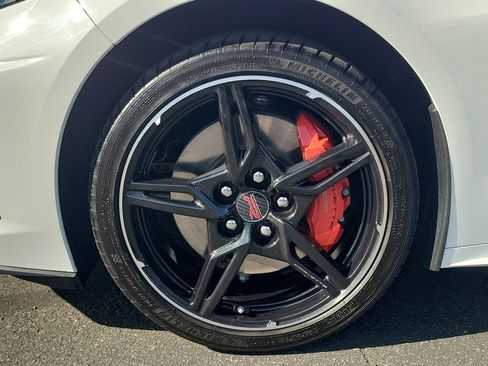 Used 2022 Chevrolet Corvette Stingray Preferred Cpe w/ Z51 Performance Package RWD image 29