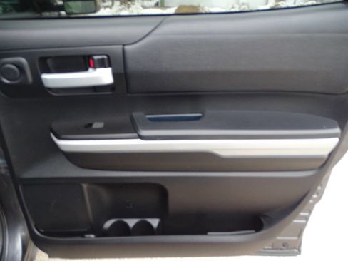 Used 2018 Toyota Tundra TRD Sport image 37