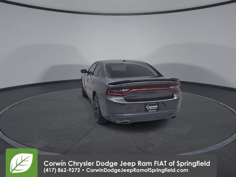 Used 2022 Dodge Charger SXT w/ Blacktop Package RWD image 12