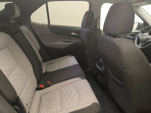 Used 2021 Chevrolet Equinox LS w/ LS Convenience Package FWD image 19