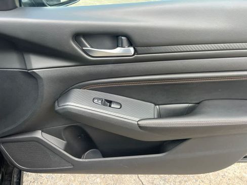 Used 2020 Nissan Altima 2.5 SR FWD image 14