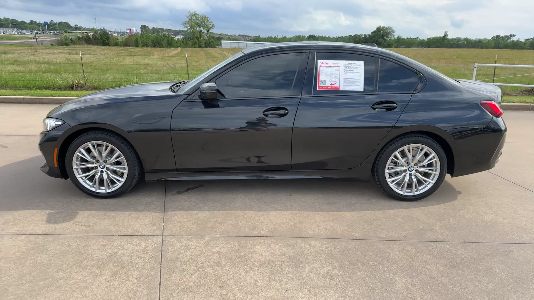 Used 2023 BMW 330i Sedan w/ Driving Assistance Package RWD image 6
