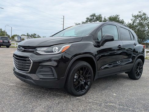 Used 2022 Chevrolet Trax LT w/ Driver Confidence Package AWD/4WD image 8