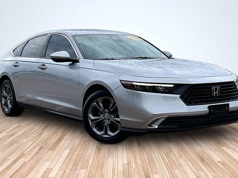 Used 2023 Honda Accord EX image 8