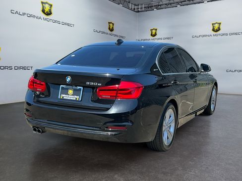 Used 2018 BMW 330e RWD image 5