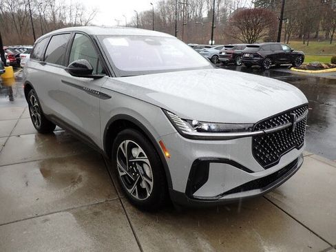 New 2026 Lincoln Nautilus Premier w/ Equipment Group 102A image 30