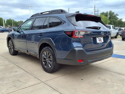 Certified 2025 Subaru Outback Onyx Edition AWD/4WD image 3
