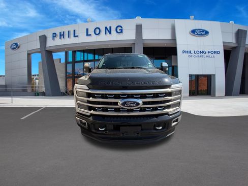 Used 2023 Ford F350 Platinum w/ FX4 Off-Road Package AWD/4WD image 9