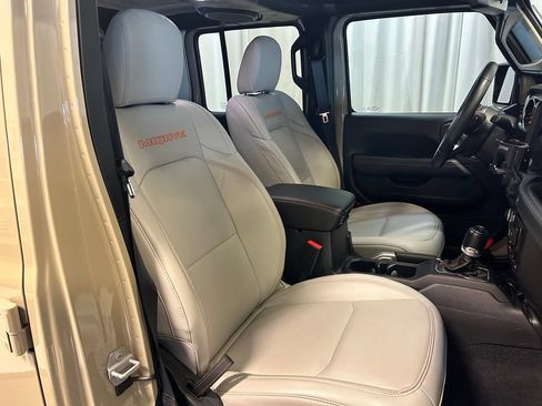 Used 2022 Jeep Gladiator Mojave w/ Dual Top Group AWD/4WD image 20