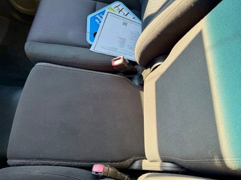 Used 2011 GMC Sierra 1500 W/T image 30