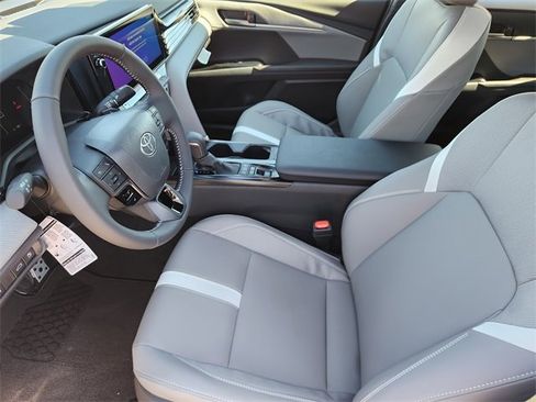 New 2026 Toyota Camry SE image 9